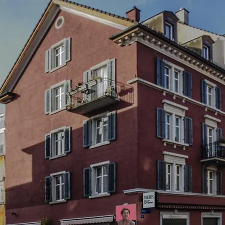 Dakini's Bed & Breakfast 3*