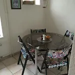 B&B Dakini's 3*
